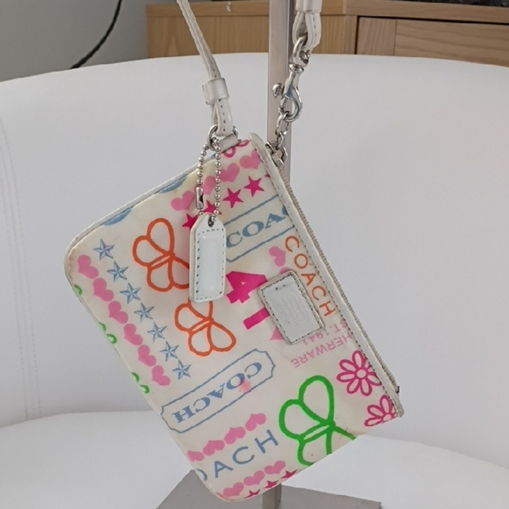 Coach Colorful Logo Wristlet *GUC* Comes With Coach Dust Bag - Picture 9 of 10